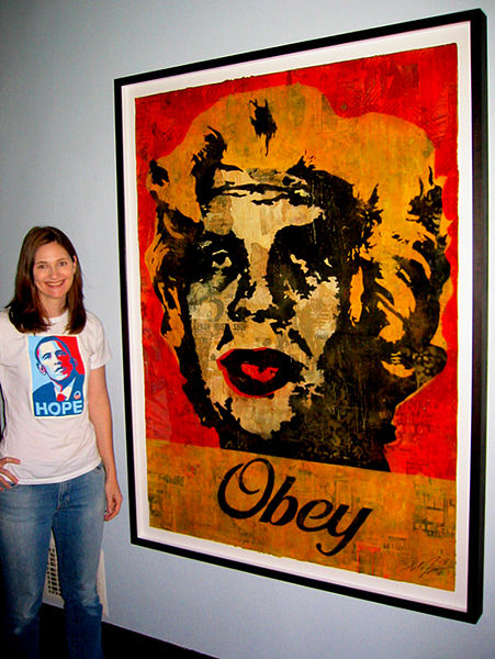 File:Marilyn-scale-fineart.jpg